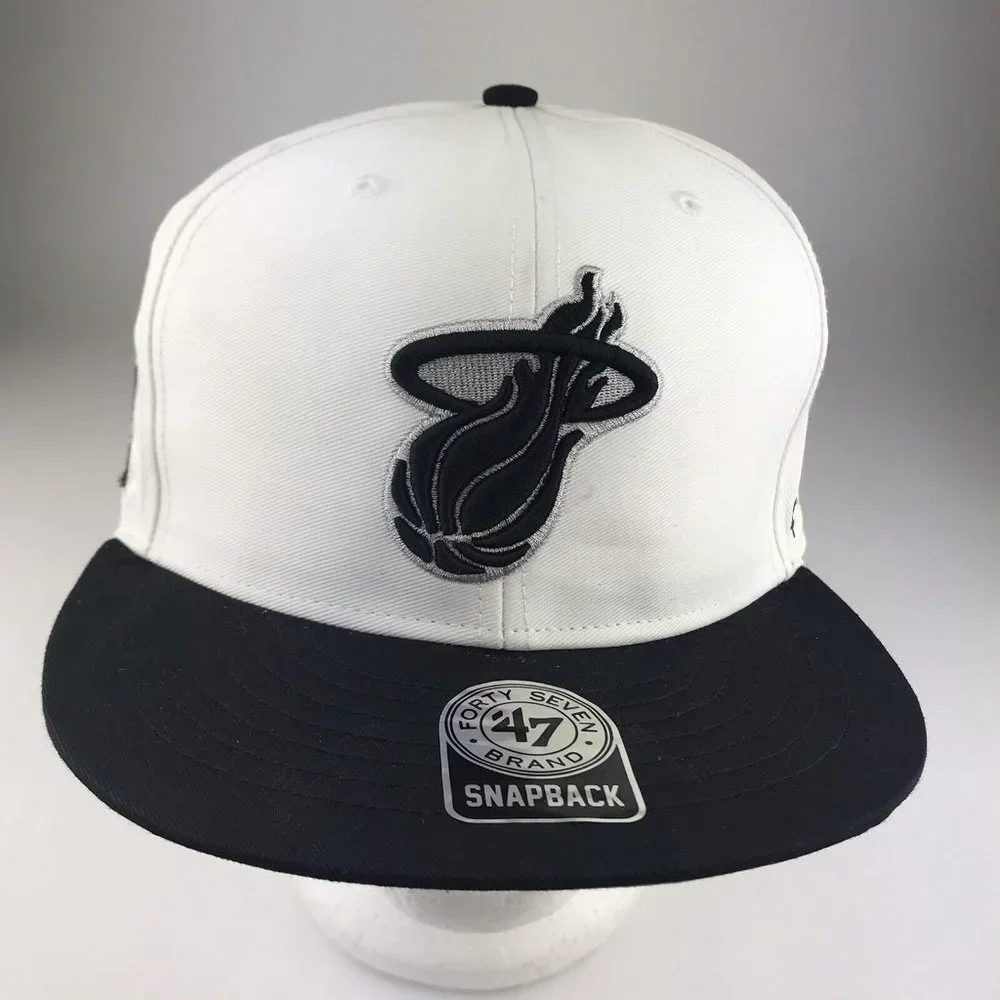 Miami Heat '47 Brand‎ Sure Shot Two Tone Captain SnapBack Hat Black White
